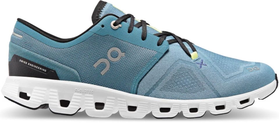 Pantofi de alergare On Running Cloud X 3